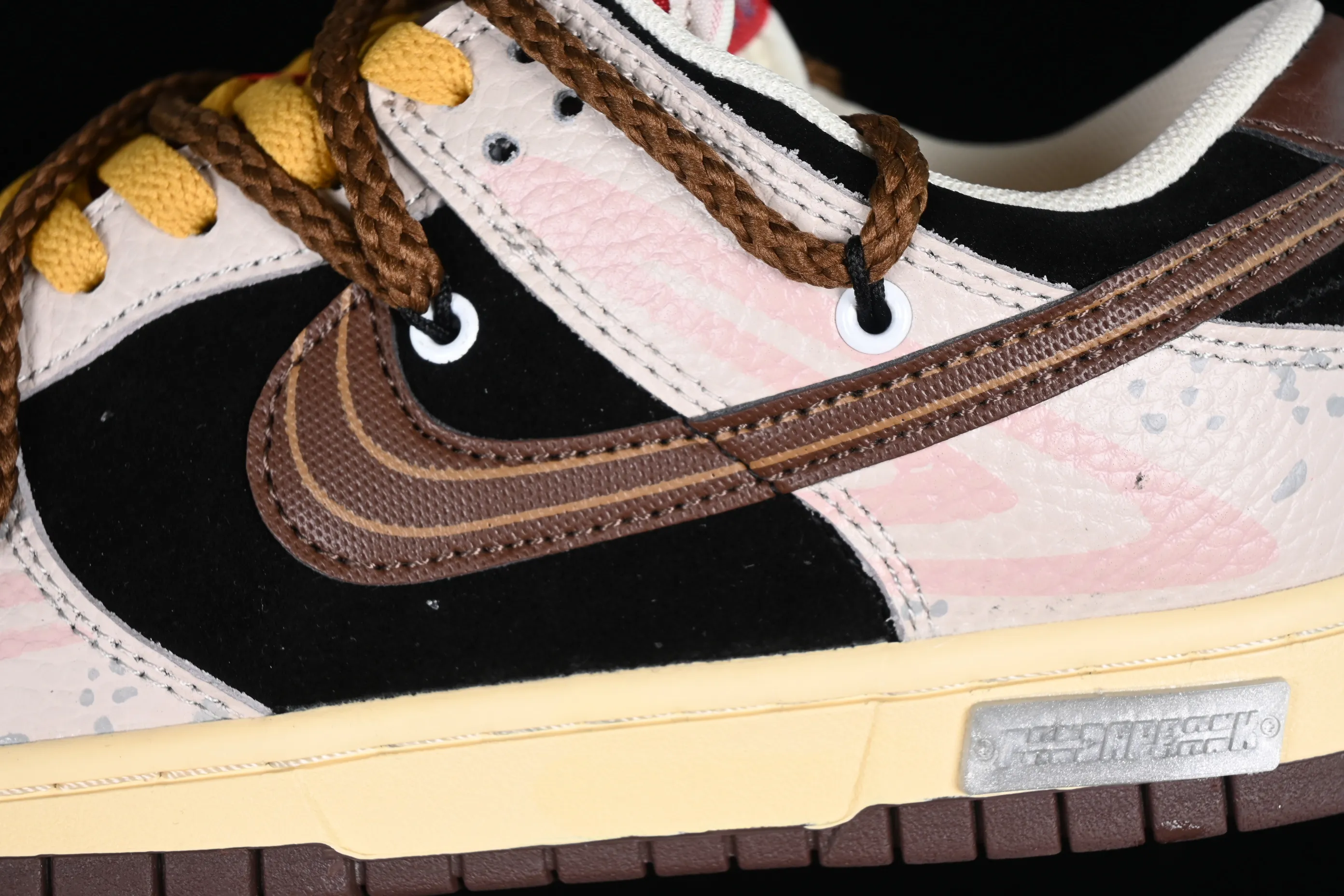 All Categories Nk SB Dunk Series Nk SB Dunk Low Low-top sneakers Nk Dunk Low Panda Prank-street lines graffiti distressed SB strap low-top casual sneakers DR9704-200